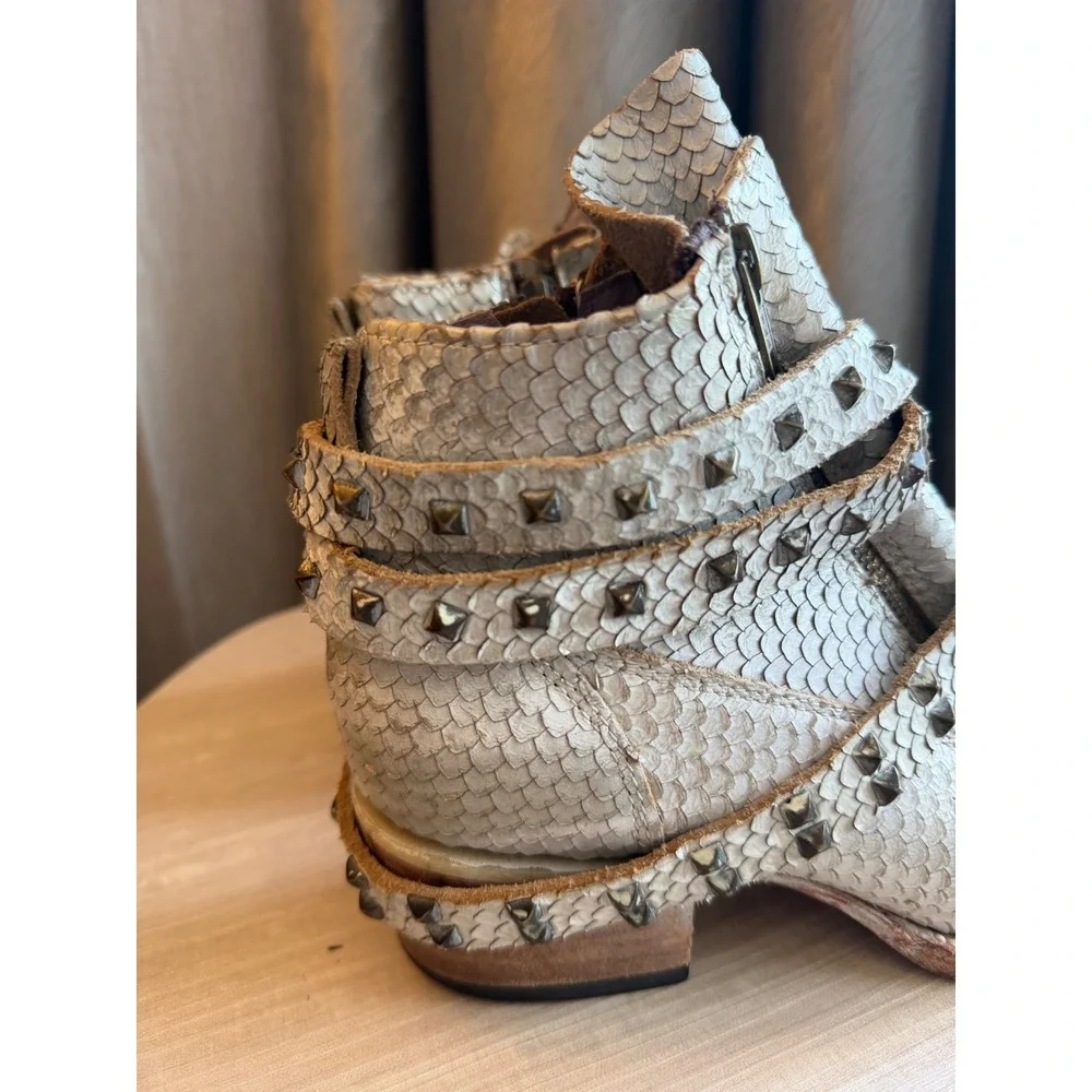 Freebird Truth Womens 7 Snakeskin Studded Leather Ankle Boots Bone Square Toe
